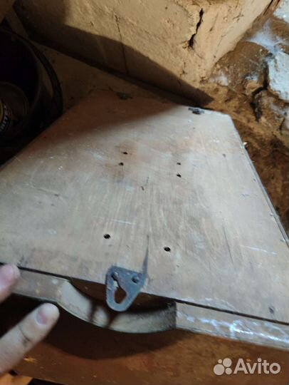 Старинные настенные часы СССР