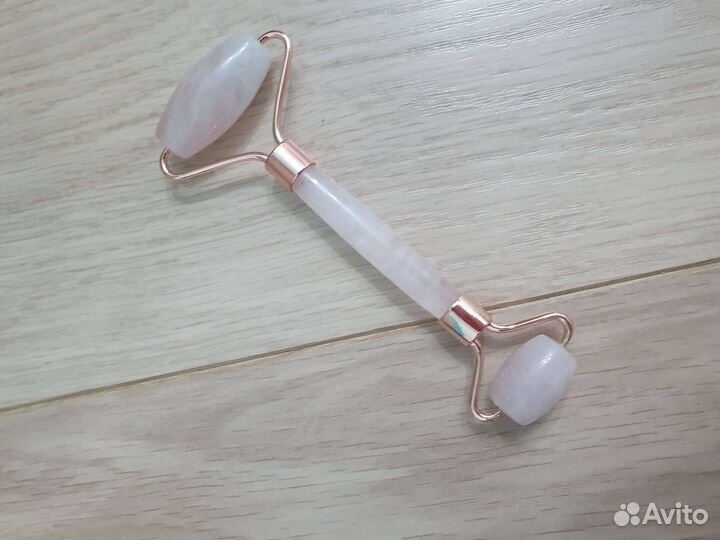 Нефритовый массажер для лица