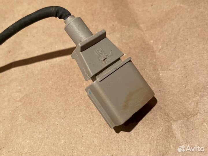 Датчик коленвала Audi Q7 4.2 BAR