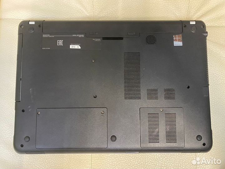 Sony vaio SVF-1521L2R/W сенсорный i3/4Gb/500Gb