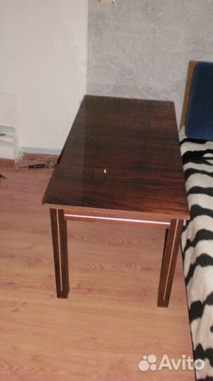 Журнальный столик