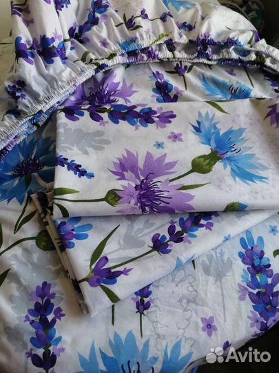 Простынь на резинке новая