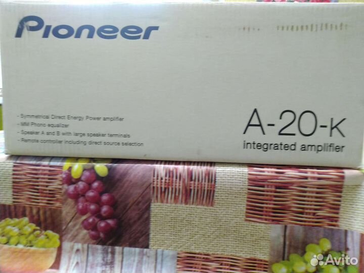 Усилитель Pioneer A-20-K, черный, новый