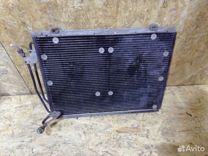 Радиатор кондиционера Mercedes-Benz CLK-Класс