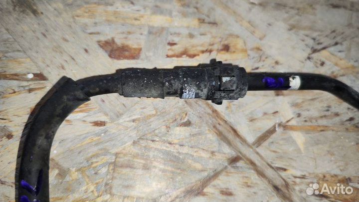 Трубка топливная Mazda Axela blefp LF-VD 2010