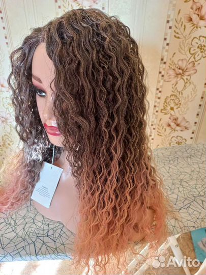 Парик женский