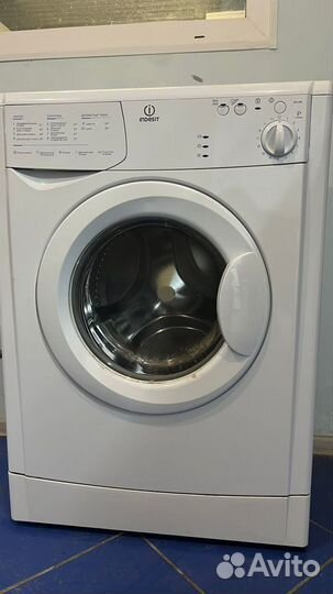 Стиральная машинка indesit