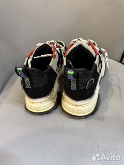 Кроссовки женские kristina&milan