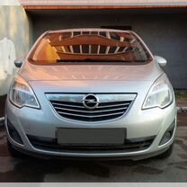 Opel Meriva 1.4 MT, 2011, 200 000 км, с пробегом, цена 520 000 руб.