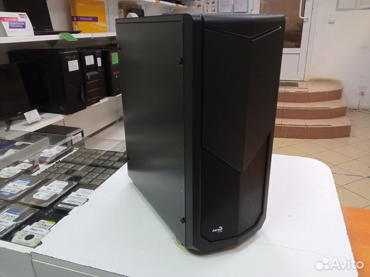 Игровой компьютер 