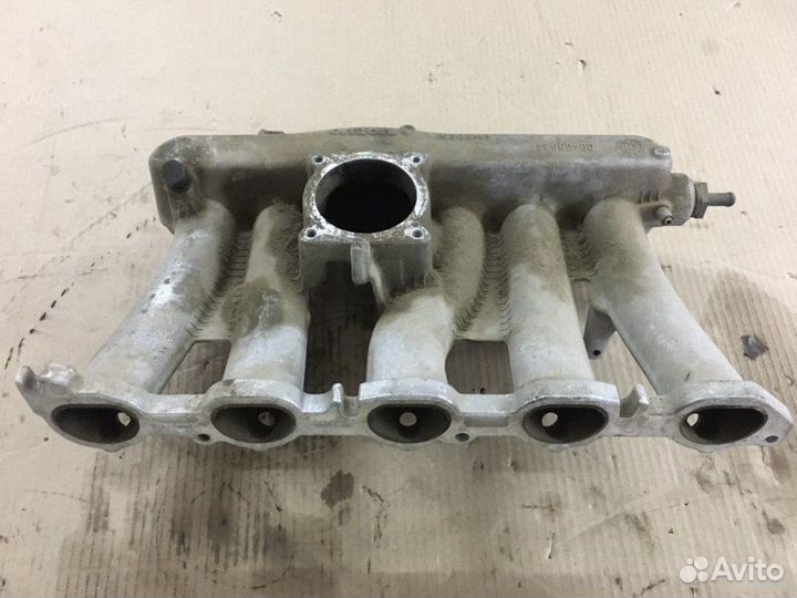 Впускной коллектор Volvo S80