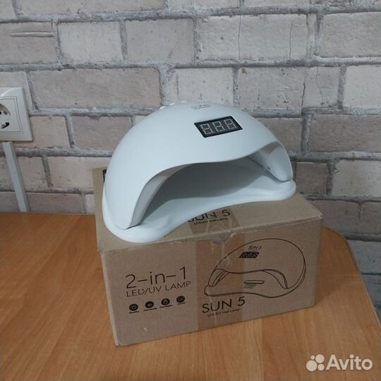 Лампа для ногтей