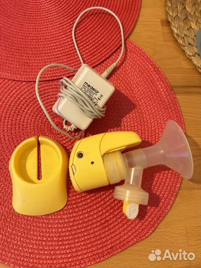 Молокоотсос medela