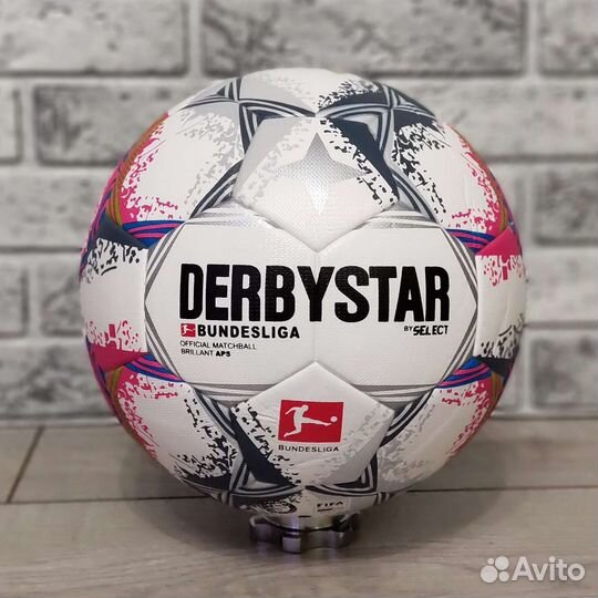 Футбольный мяч