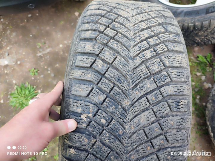 Michelin X-Ice North 4 SUV 255/50 R19