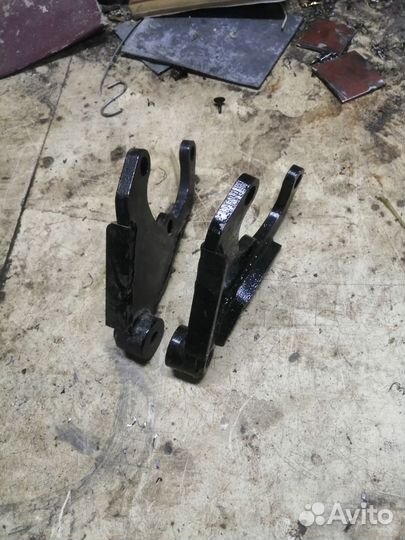 Кронштейны переноса амортизатора заднего ваз