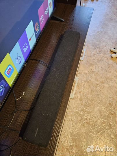 Саундбар Samsung HW-S40T