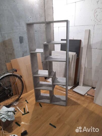 Книжные полки