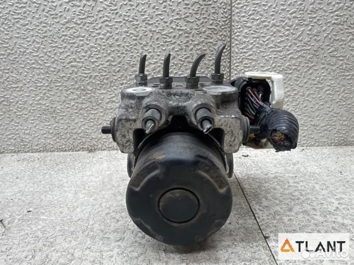 Блок abs toyota mark II