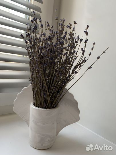 Ваза из гипса для цветов и сухоцветов