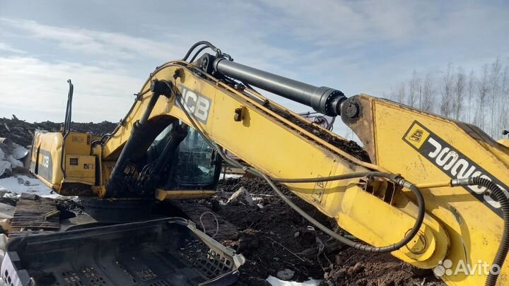 Гусеничный экскаватор JCB JS 260LC, 2011