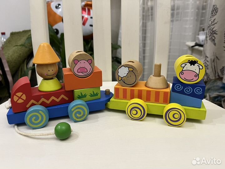 Деревянный паровозик конструктор каталка