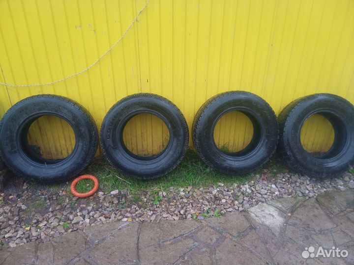 Goodyear UltraGrip 500 255/65 R16