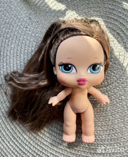 Братц, Челси, куклы, пупсики, кроватка