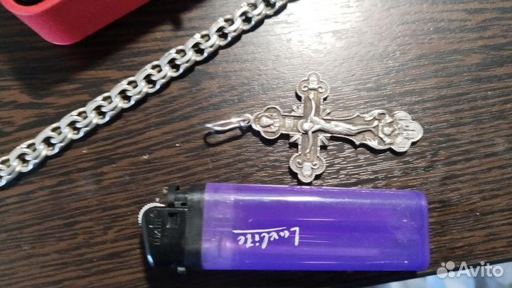 Браслет и крест