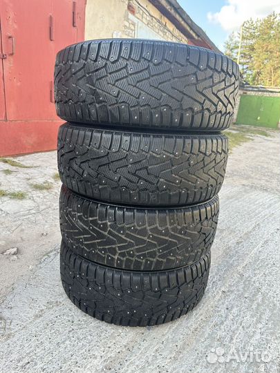 Pirelli Ice Zero 2 225/55 R16 99T