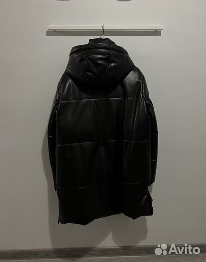 Пуховик zara из экокожи