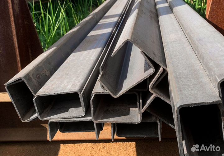 Швеллер гнутый