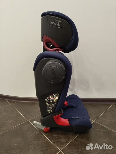 Автомобильное детское кресло от 9 до 36 кг