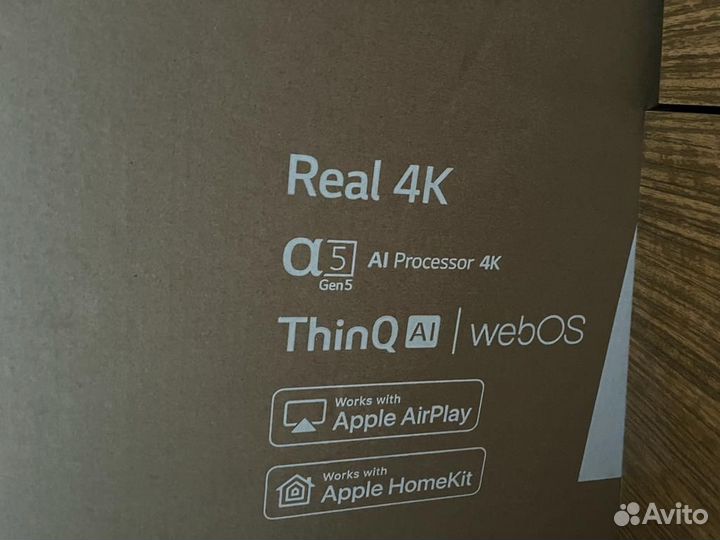 Телевизор LG 55UQ81 55''