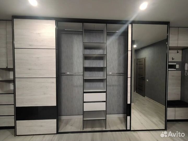 Шкаф-купе на заказ по размерам для одежды