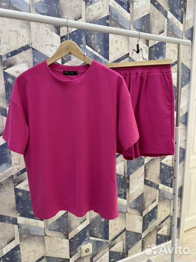 Костюм новый фуксия