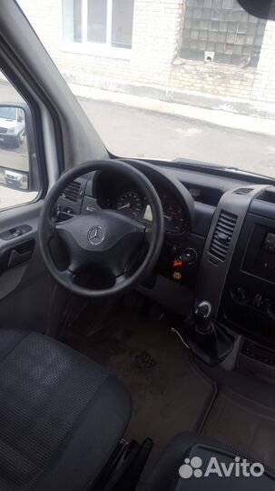 Mercedes-Benz Sprinter микроавтобус, 2014