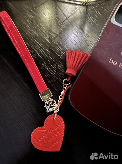 Чехол на iPhone 11