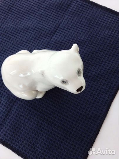 Фарфор статуэтка Медведь