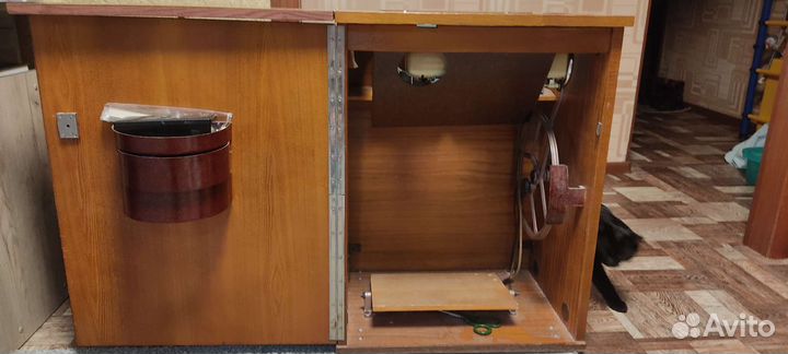 Швейная машина Чайка