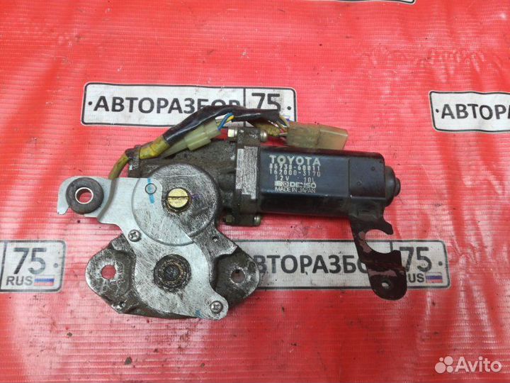 Мотор люка задний Toyota Land Cruiser HDJ81 1HDT