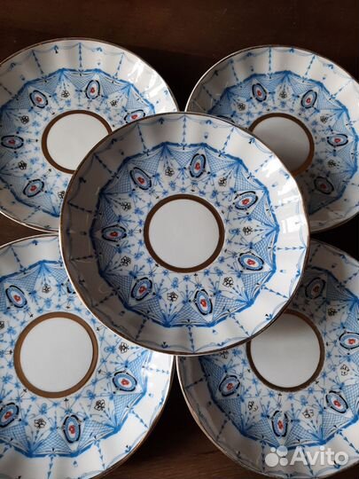 Блюдца лфз, чашечка, стаканы, тарелки для торта