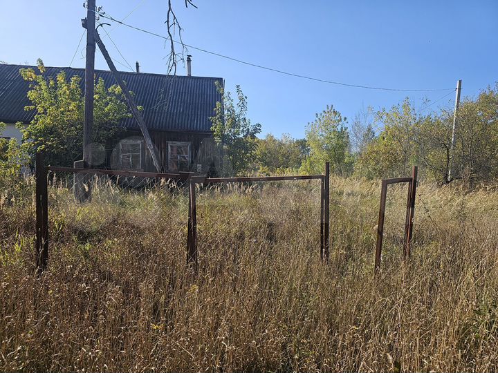 Дом 59 м² на участке 4 сот.