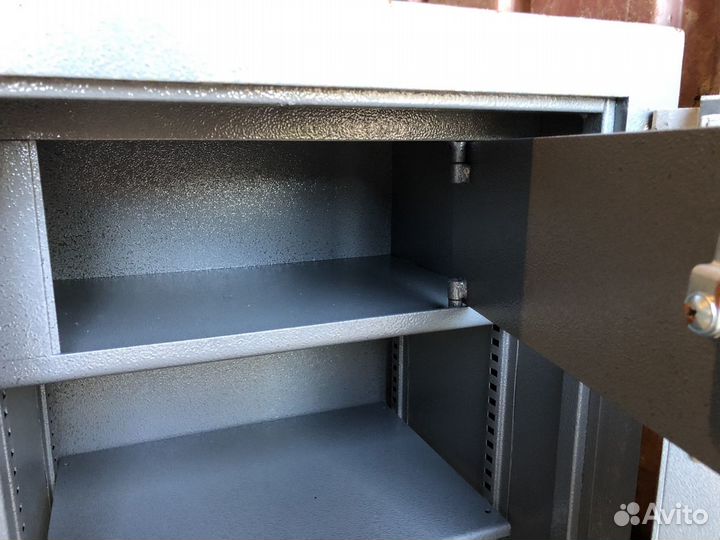 Сейф металлический репост 1 класс