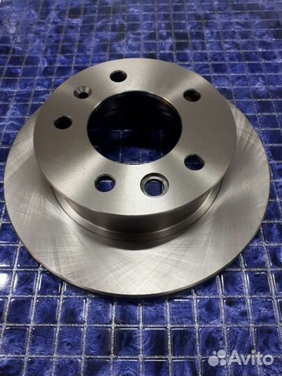 Тормозн. диски Mercedes Sprinter/VW Crafter п d276