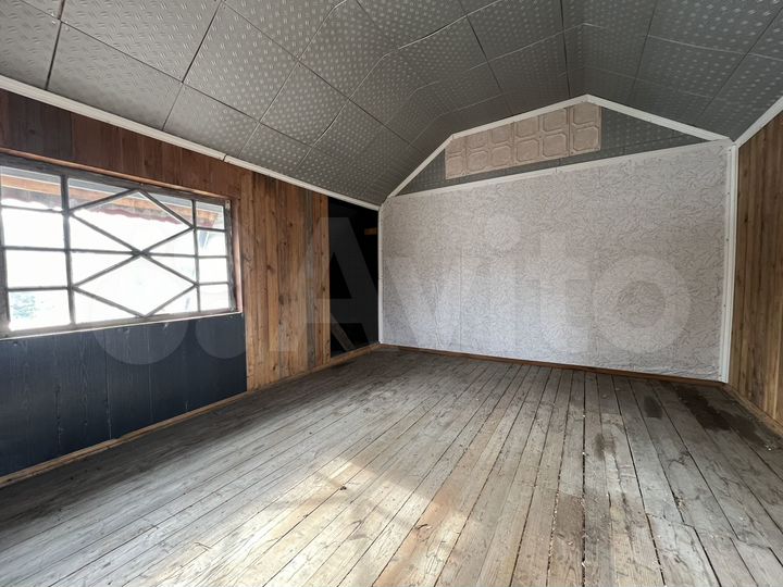 Дом 50 м² на участке 6 сот.