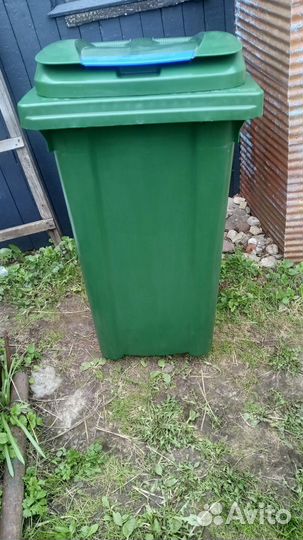 Мусорный бак 240л