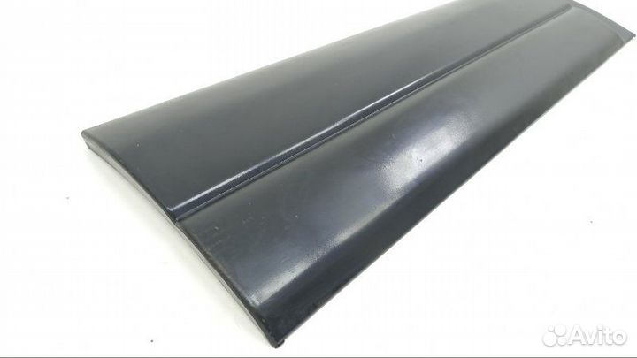 Молдинг на дверь передний левый Suzuki Grand