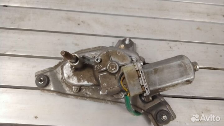 Моторчик стеклоочистителя задний Mitsubishi Outlan