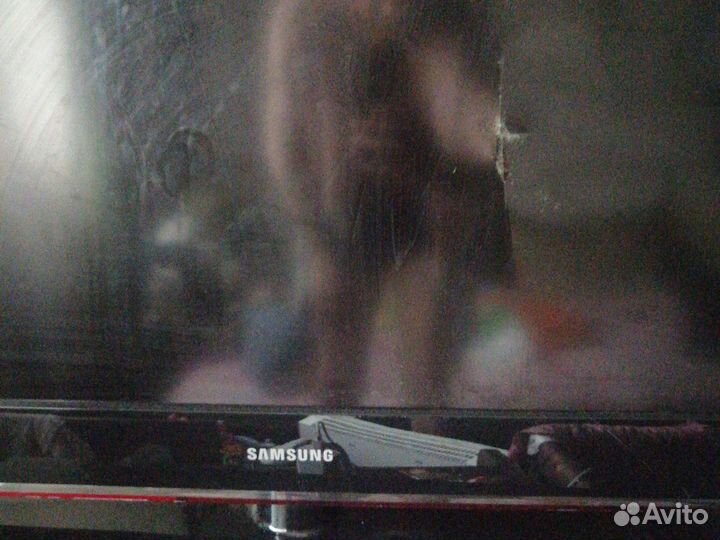 Телевизор samsung с разбитым экраном